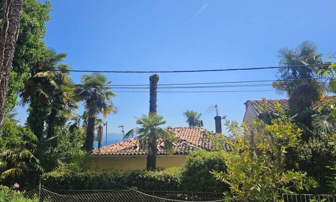 Двухкомнатная квартира в центре Опатии