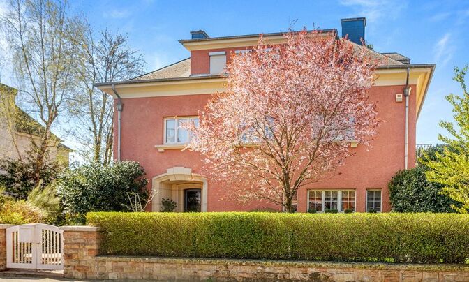 Villa 6 bedrooms for sale in Ettelbruck