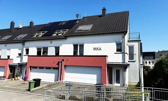 Semi-detached house 4 bedrooms for sale in Kehlen