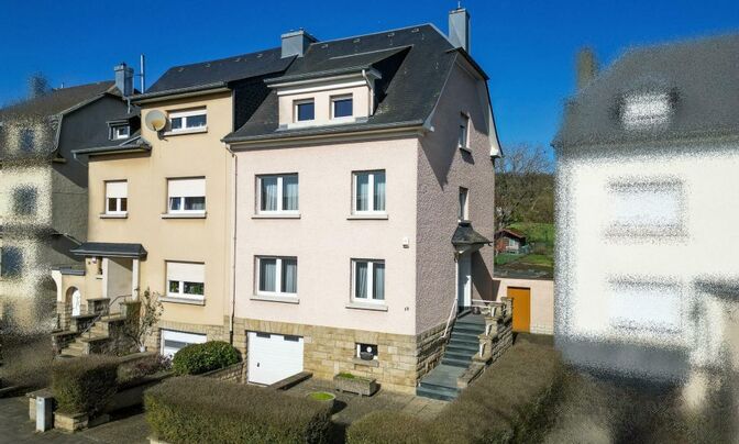 House 3 bedrooms for sale in Pétange