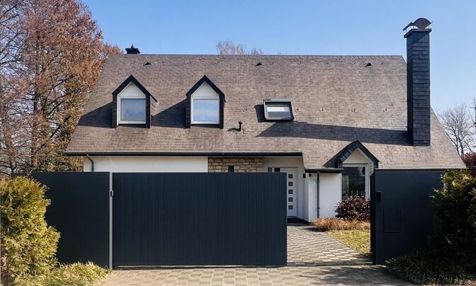 House 3 bedrooms for sale in Garnich