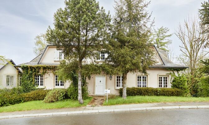 House for sale in Luxembourg-Belair