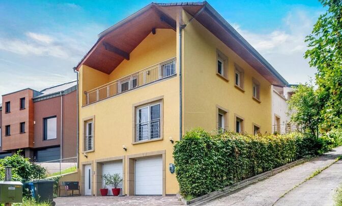 Detached house 3 bedrooms for sale in Lintgen