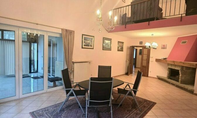 House 4 bedrooms for sale in Grosbous