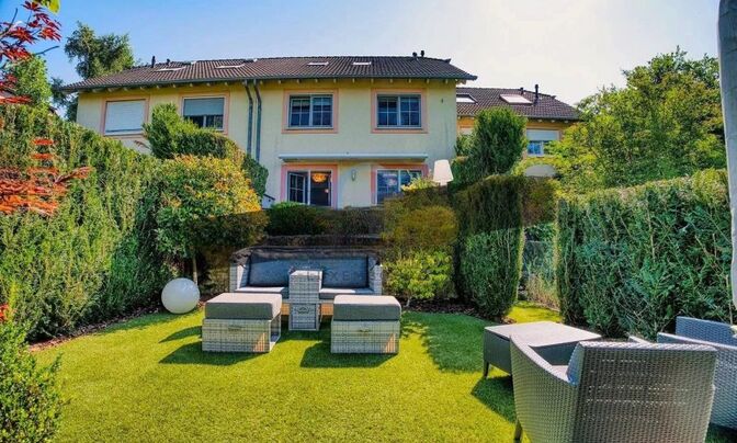 Detached house 4 bedrooms for sale in Goetzingen