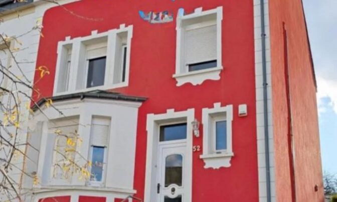 Detached house 4 bedrooms for sale in Dudelange