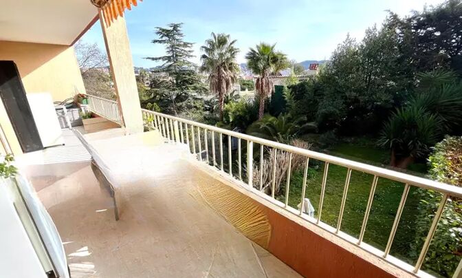 Villa Croix des Gardes