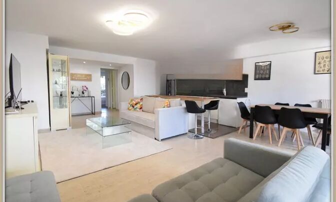 House Cannes Pointe Croisette