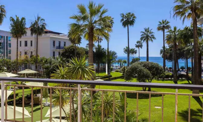 . Cannes Centre-ville