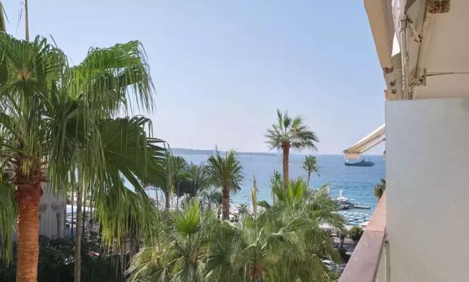 Villa Cannes Centreville