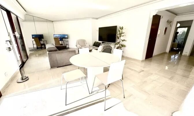 Villa République Cannes