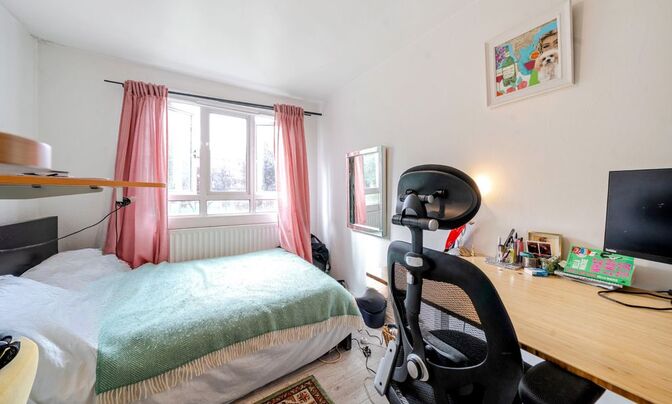 Heather Close, Clapham