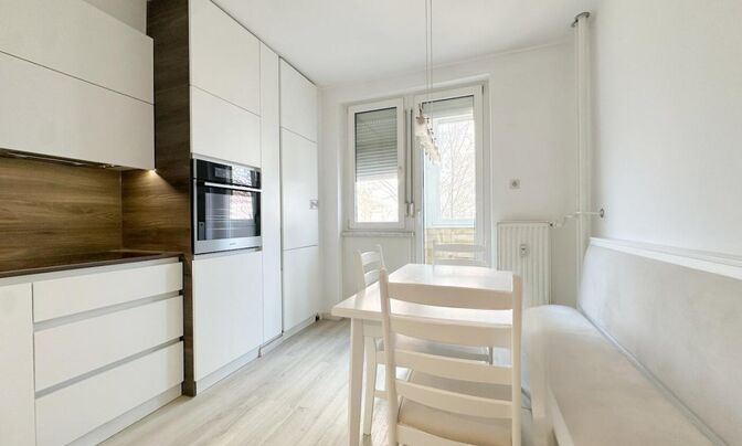 Квартира, 3 комнаты Нова Шишка