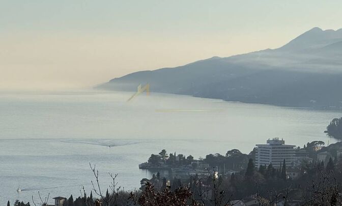 Four-room apartment in Opatija