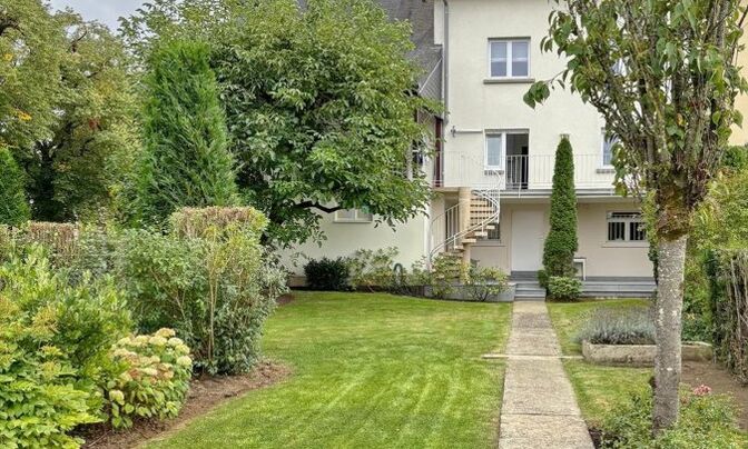 Semi-detached house 5 bedrooms for sale in Pétange