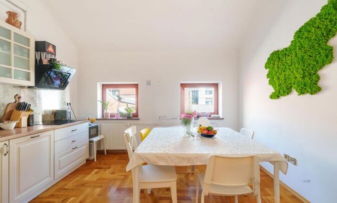 Four-room apartment in the center