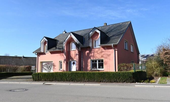 Detached house 5 bedrooms for sale in Kehlen