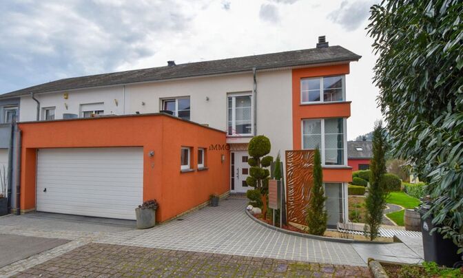 Semi-detached house 5 bedrooms for sale in Niederfeulen