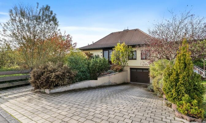 Detached house 4 bedrooms for sale in Kehlen