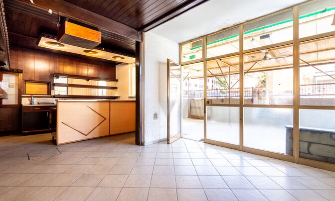 Five-room apartment in Koper