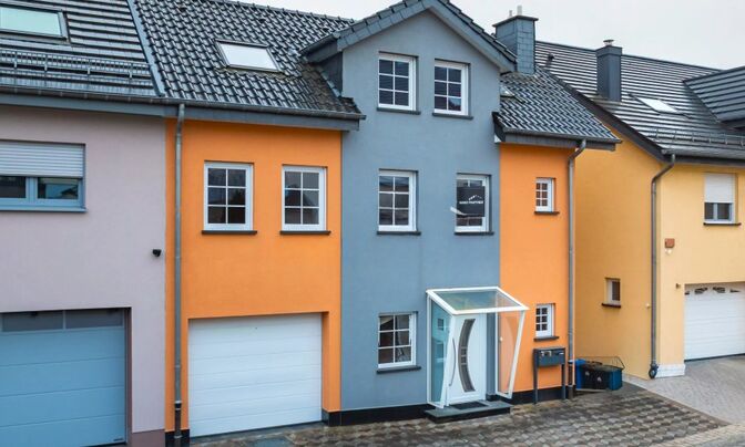 Detached house 7 bedrooms for sale in Wiltz