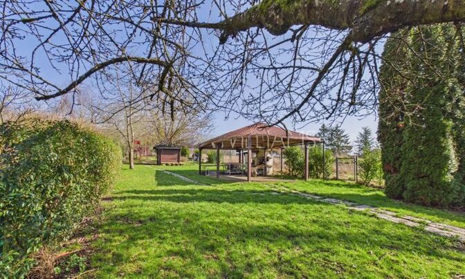 Apartment 4 bedrooms for sale in Mamer