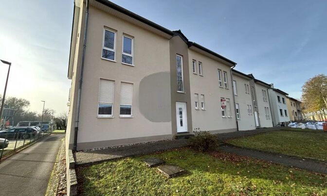 Apartment 4 bedrooms for sale in Lorentzweiler