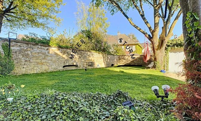 Apartment 2 bedrooms for sale in Luxembourg-Limpertsberg