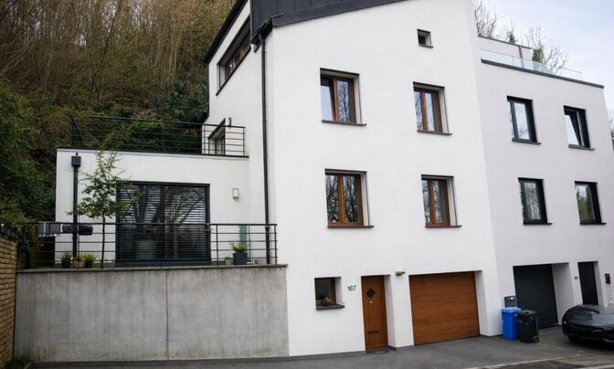 Semi-detached house 4 bedrooms for sale in Luxembourg-Muhlenbach