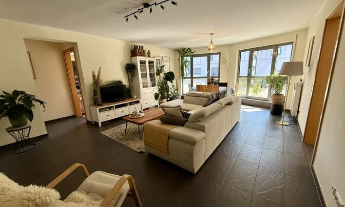 Apartment 3 bedrooms for sale in Luxembourg-Muhlenbach