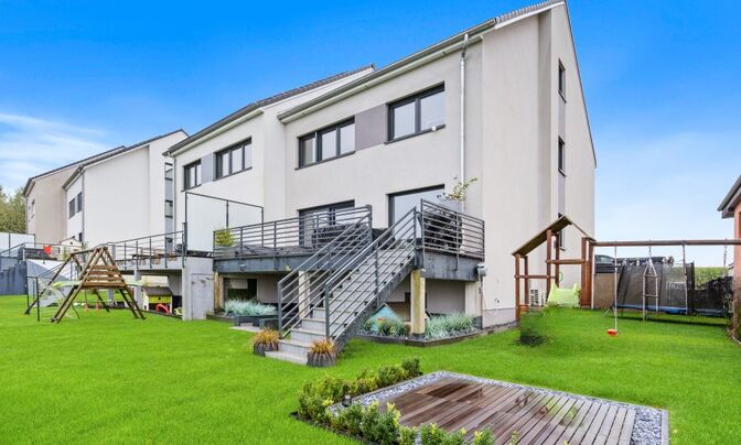 Semi-detached house 4 bedrooms for sale in Heispelt (Wahl)