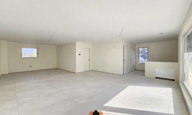 Duplex 4 bedrooms for sale in Bereldange