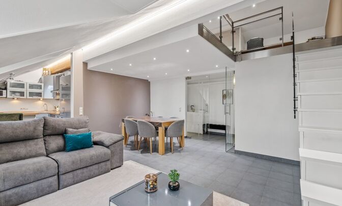 Apartment 3 bedrooms for sale in Niederfeulen