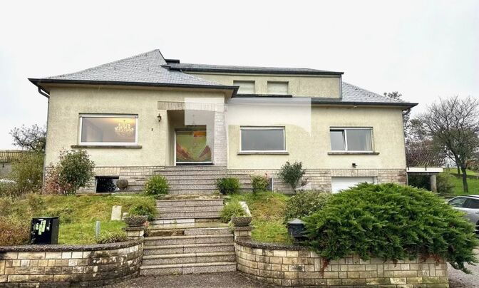 Detached house 6 bedrooms for sale in Holtz