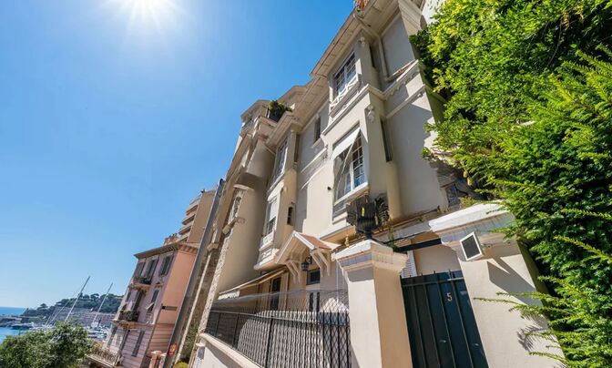 Apartment Monaco, Port