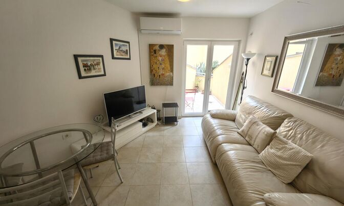 Three-room apartment in the center of Portorož