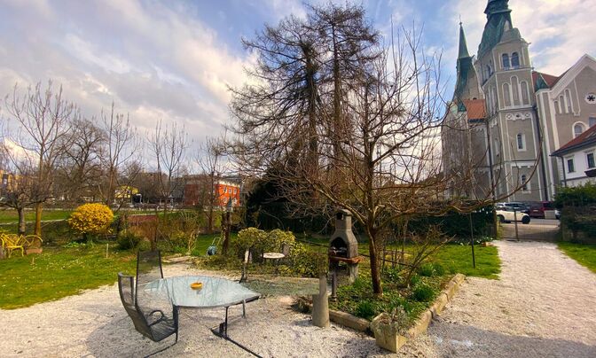 Дом, Другой Ново Трново