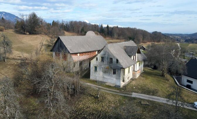 Kmetianovy Gorky Estate