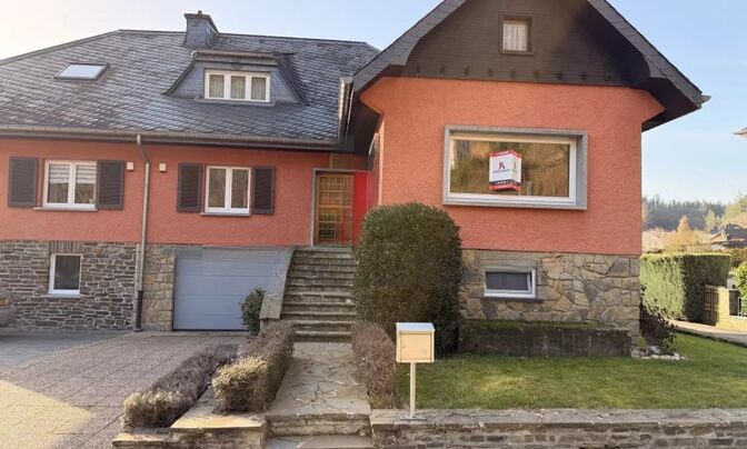 Semi-detached house 6 bedrooms for sale in Clervaux