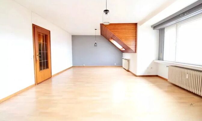 Apartment 3 bedrooms for sale in Lallange