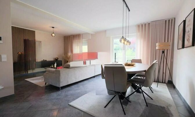 Semi-detached house 4 bedrooms for sale in Wiltz