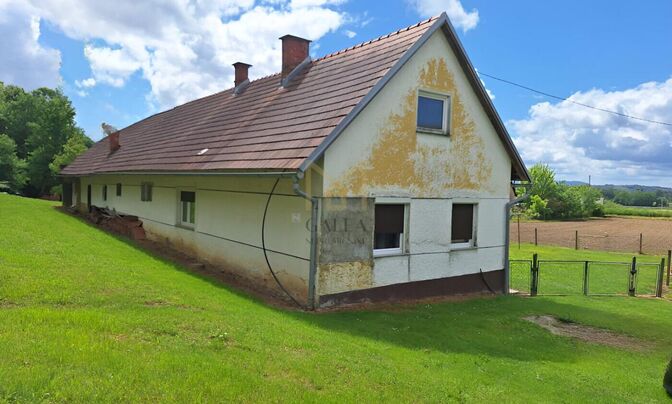 House, Mikhovtsi at Veliki Nedeli