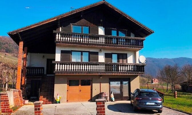 Дом, Орешье-на-Бизельском