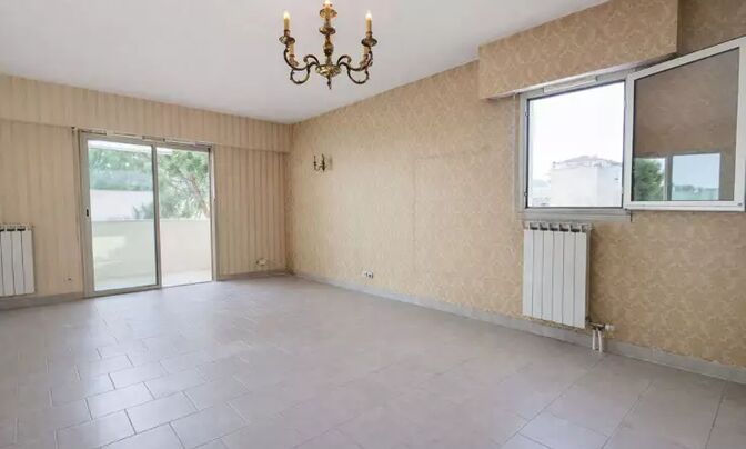 Property Name: Villa Cannes La Bocca