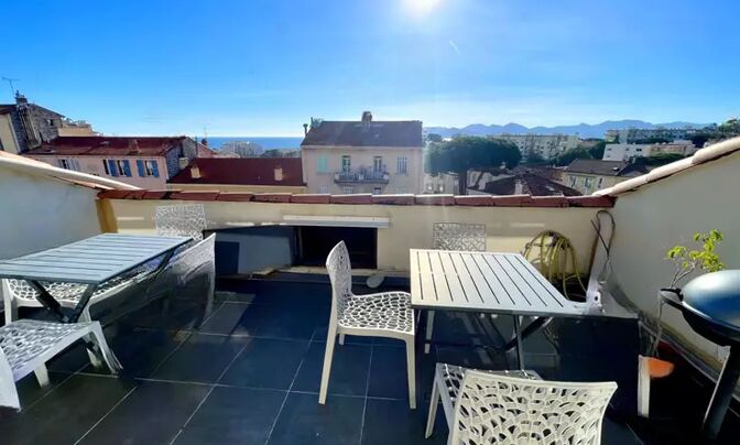 House Cannes Croix des Gardes