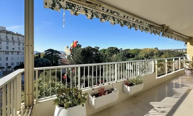 Villa Cannes République