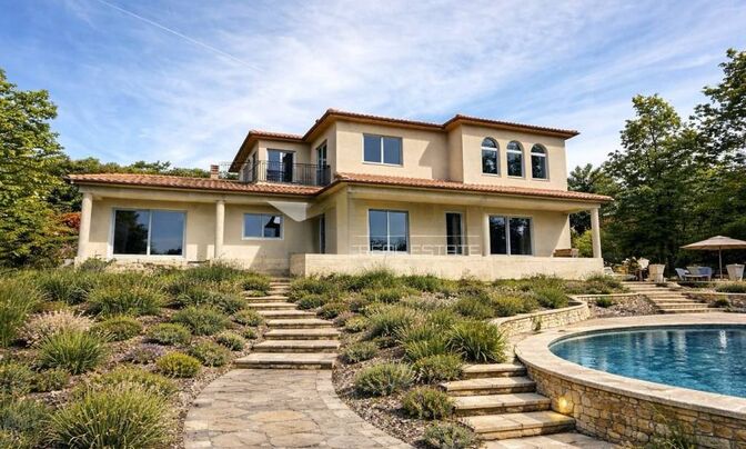 Семейный дом Вепринац