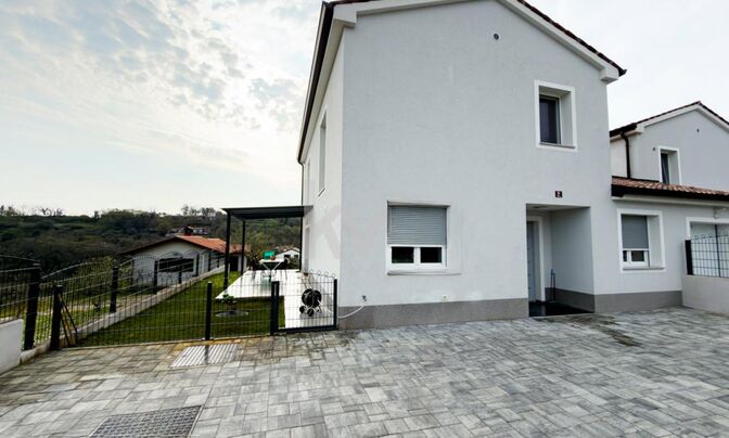 Дуплекс Ново Гриньян