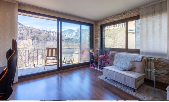 Apartment for sale in Anyós, 3 bedrooms