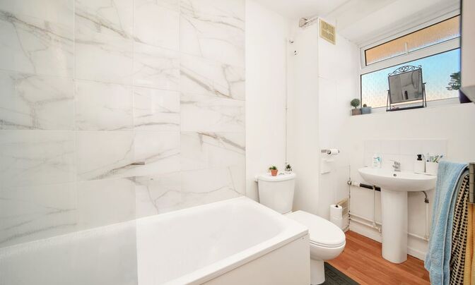 Donegal House, Cambridge Heath Road